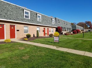 715 Hemlock Sq, Zelienople, PA 16063