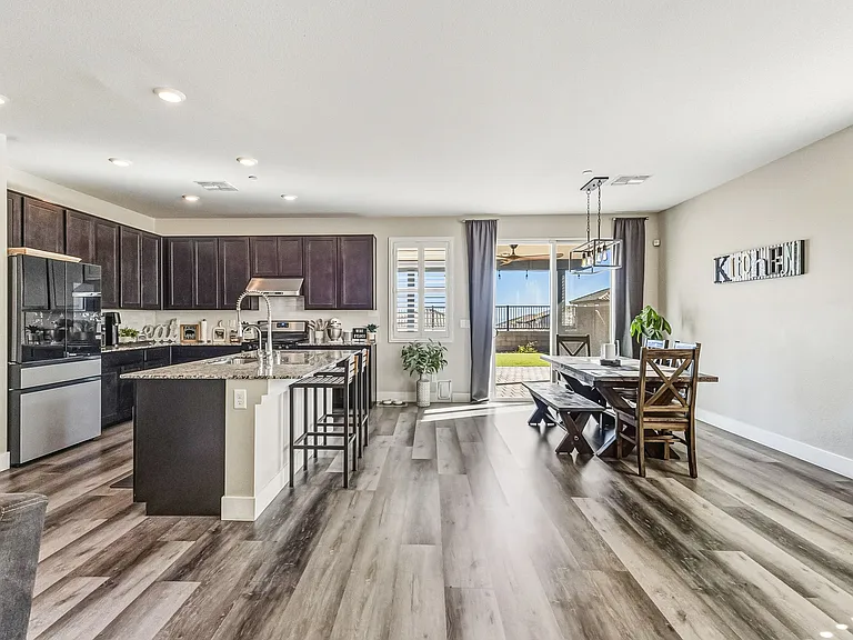 5390 Robinera Ct — Photo 14