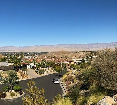 4th image of 22 Sierra Vista Dr