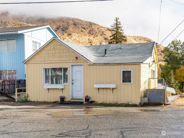 106 Parkhill Street, Cashmere, WA 98815
