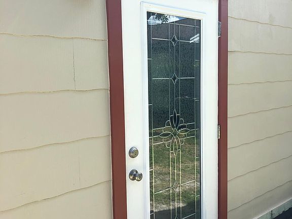 Private Entrance