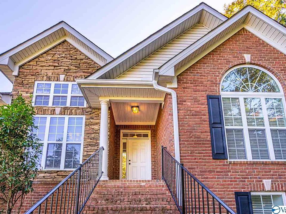 1st image of 1108 Summerwood Cir SE