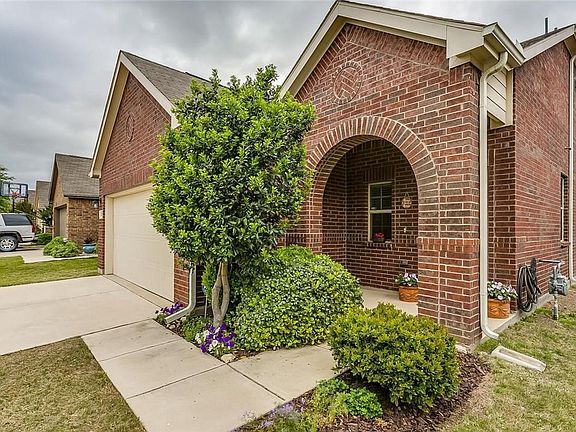 2nd image of 12237 Walden Wood Dr