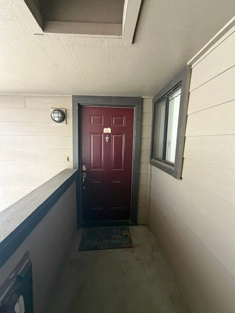 Nice 1 Bedroom and 1 Bathroom Condo $1,450.00 — Photo 2