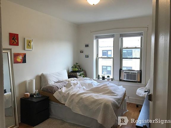 5th image of 3424 W Foster Ave APT 3