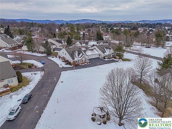 4th image of 2621 Saddle Ln