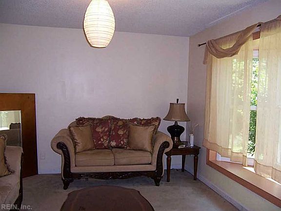 5th image of 2272 Chadwick Dr