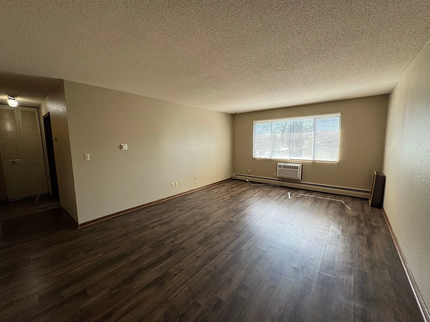 83 Arlington Ave West — Photo 4