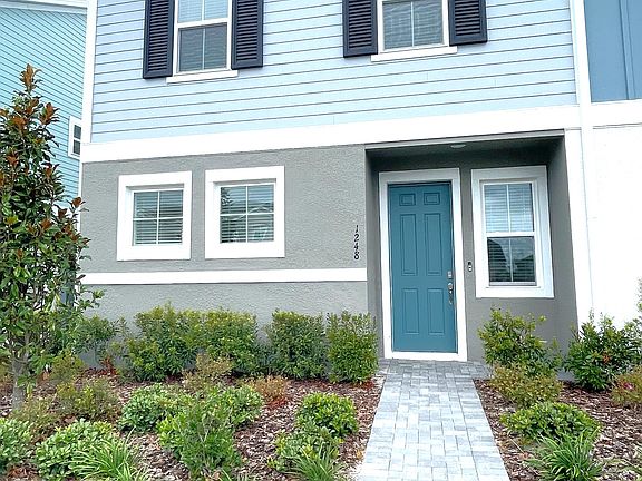 4th image of 1248 Stockwell Ave #1