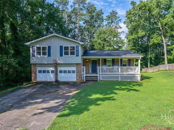 1535 Rambling Woods Drive NW, Lawrenceville, GA 30043
