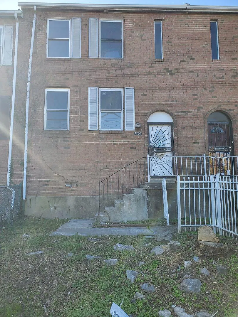 2702 Island Ave - 1st Floor — Photo 1