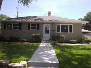 802 Krings Ln, Joliet, IL 60435