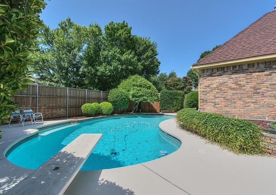 2nd image of 3700 Candelaria Dr