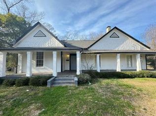 306 Veazey St, Union Point, GA 30669