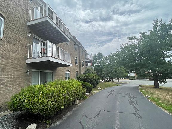5th image of 40 Sachem Dr APT 301