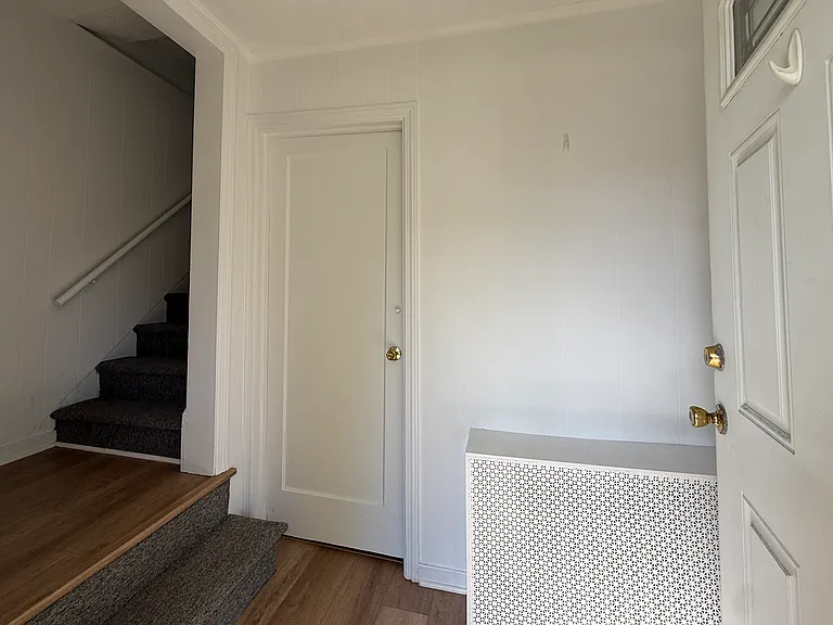73 Park Ave #2 — Photo 8