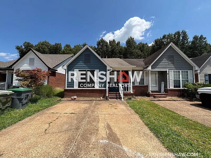 2 bed, 2.0 bath, 983 sqft, $1,200 — Photo 2
