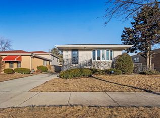 533 Escanaba Ave, Calumet City, IL