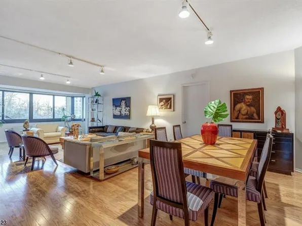 609 W So Orange Ave #2H, South Orange, NJ 07079