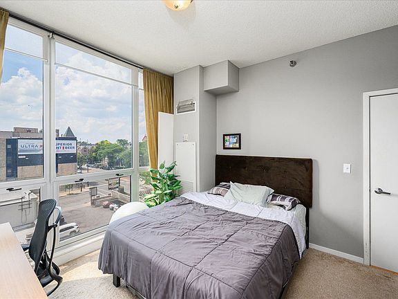 4th image of 1546 N Orleans St APT 503