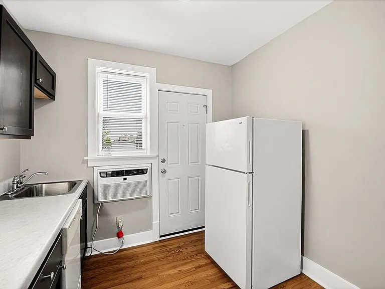 3918 Hereford St #2N — Photo 14
