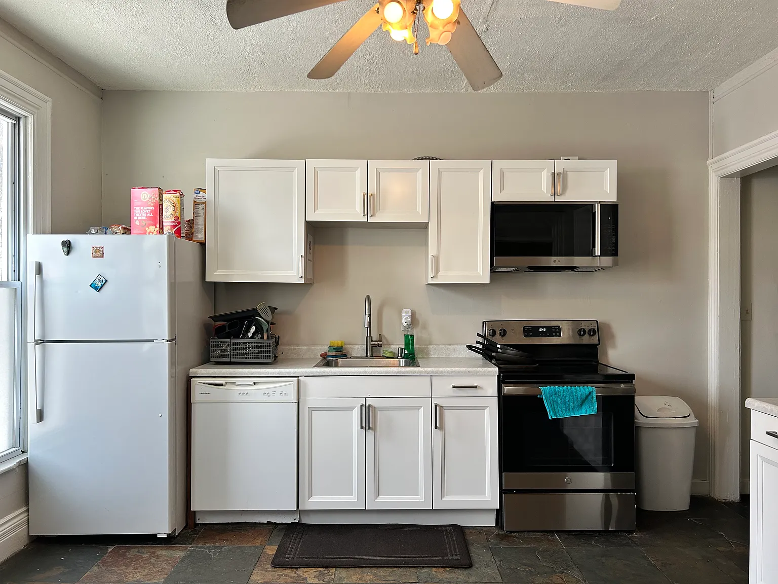 409 Washtenaw Rd — Photo 2