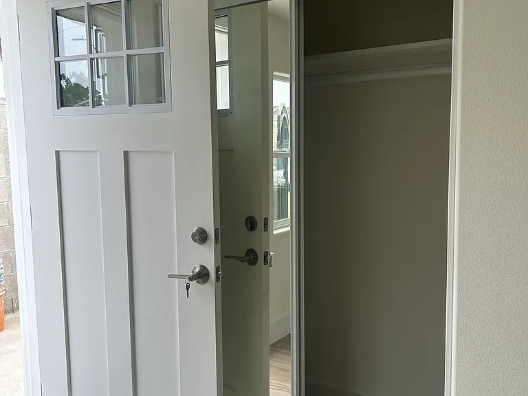 11554 Kathy Ln — Photo 2
