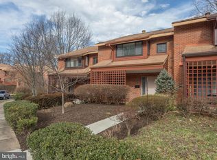 1663 Bachan Ct, Reston, VA 20190