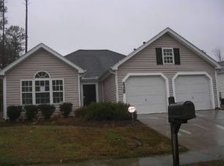 2822 Maidenhair Dr, Raleigh, NC 27610