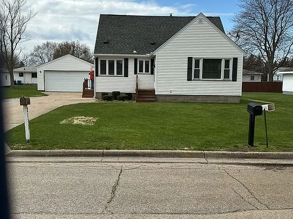 2137 Hudson St, Muskegon, MI 49441