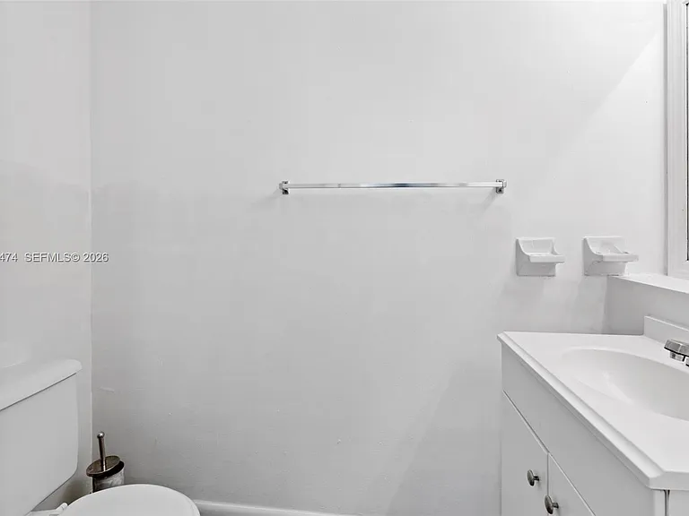 15460 SW 82nd Ln #404 — Photo 11