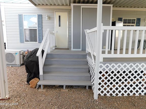 5th image of 44660 E 42e Ave #11