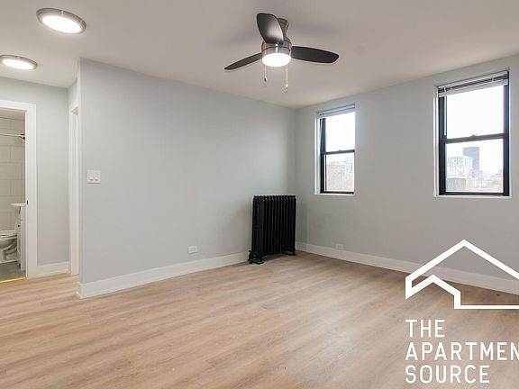 4th image of 6030 N Winthrop Ave #6G