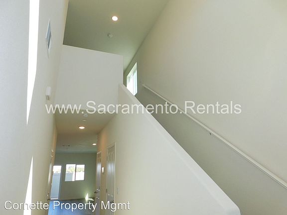 4th image of 1369 Harvest Glen Way