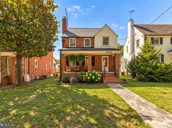 4422 S Dakota Ave NE, Washington, DC 20017
