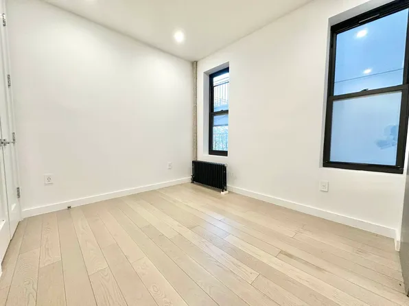 19 Wyckoff Street image 4 of 5