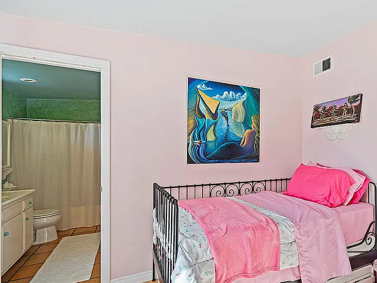1875 Parkcrest Dr — Photo 8