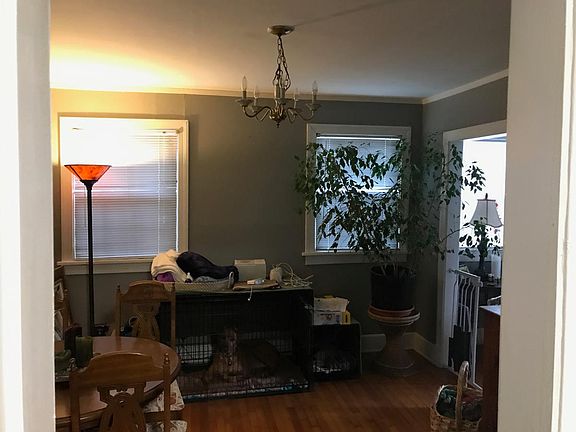 4th image of 3208 Alexander Ave