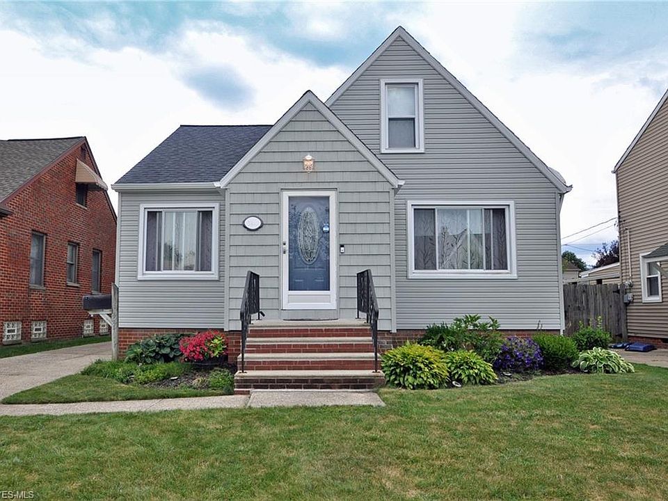 1st image of 3811 Dawnshire Dr