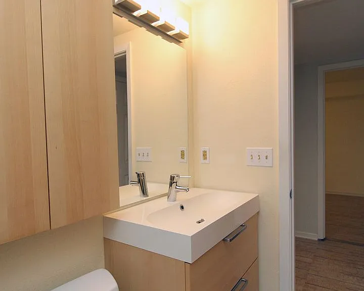 1320 SW Hall St #202 — Photo 21