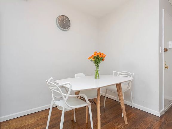 4th image of 141-05 Pershing Cres APT 603