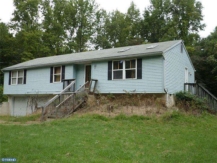 2nd image of 317 Lincoln Ave