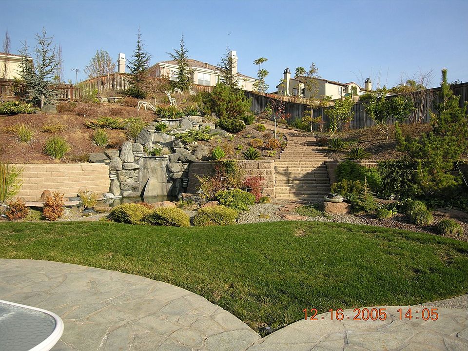 2nd image of 2277 Woodbury Ct