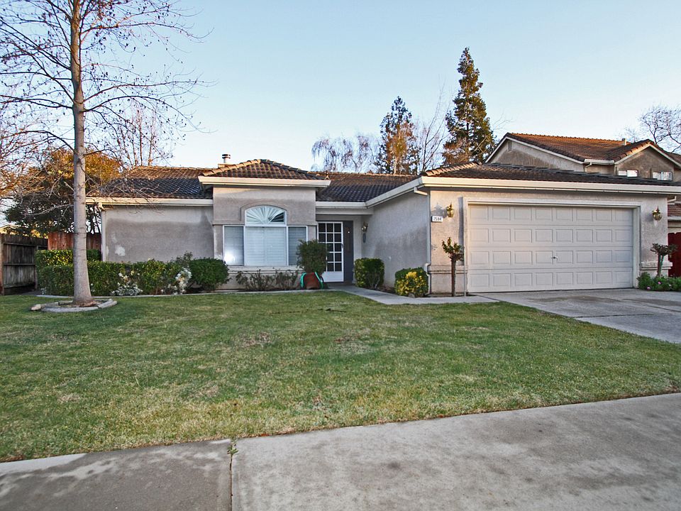 Single Level, large bedrooms