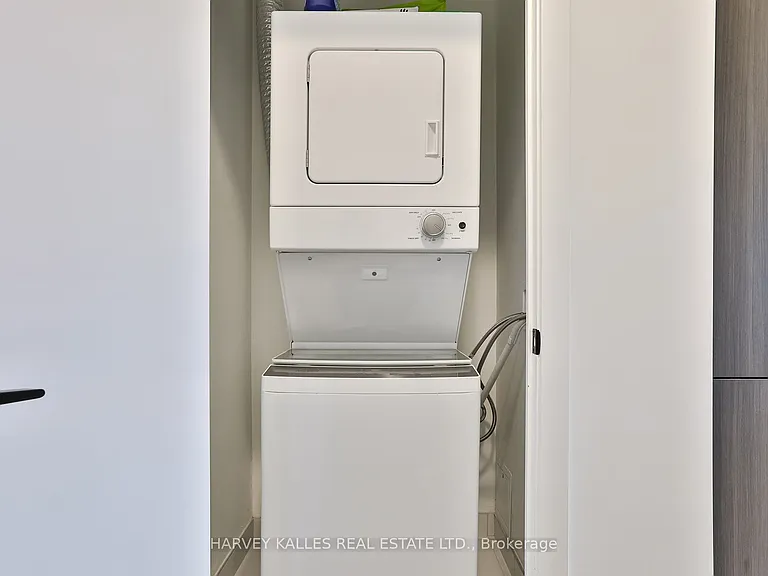 215 Lakeshore Rd W #206 — Photo 22