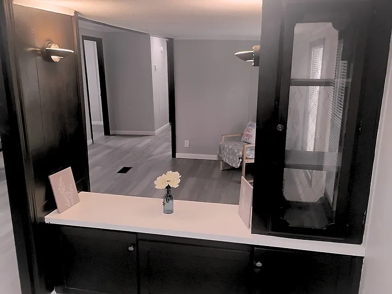 1100 W Locust St #32 — Photo 5