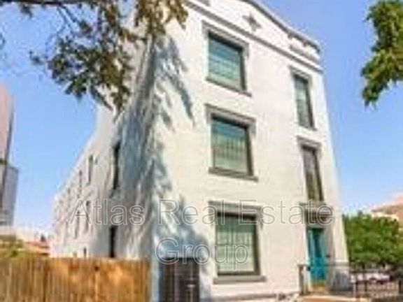 4th image of 1729 N Pennsylvania St #1