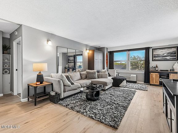 5th image of 480 Ocean Avenue N #3A