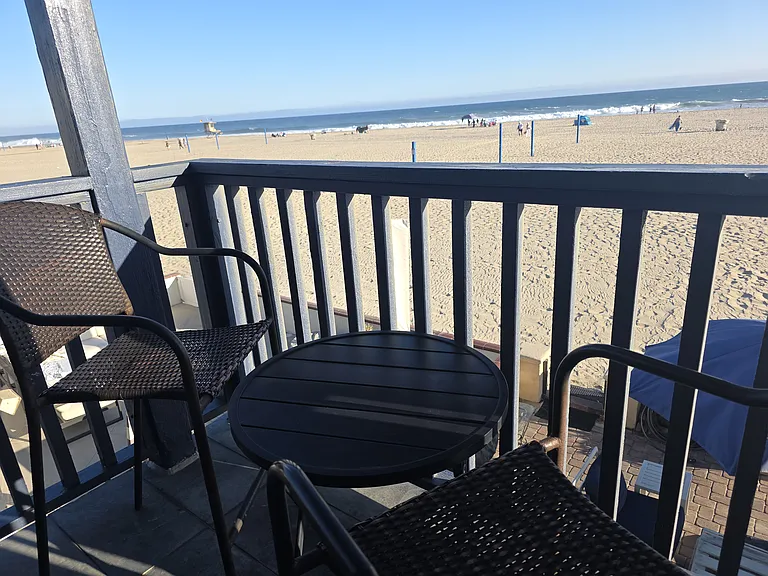 W Oceanfront — Photo 5