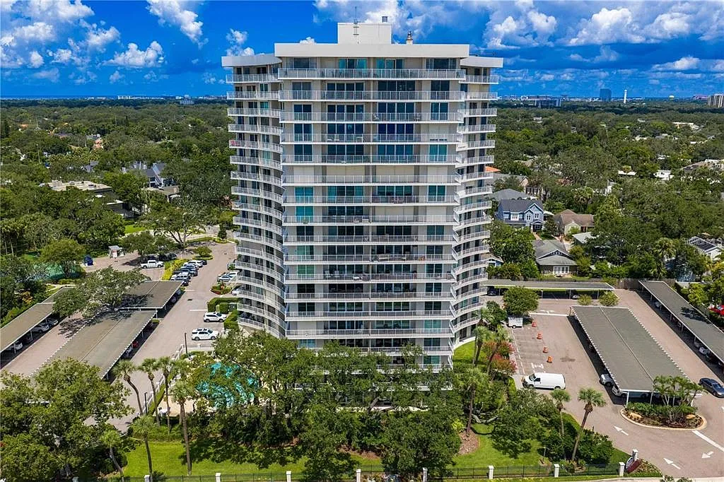 2 bed, 2.0 bath, 1560 sqft, $3,700 — Photo 1